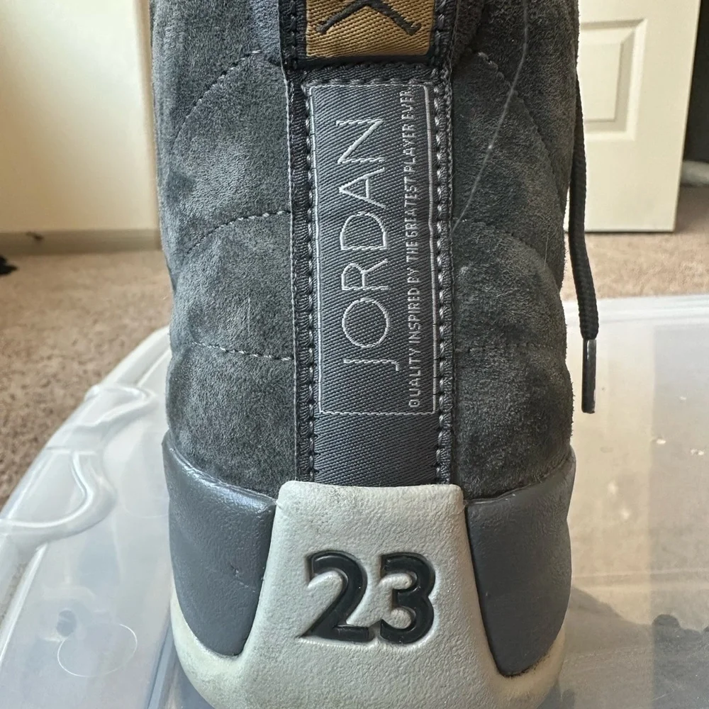 Air Jordan 12s Dark gray